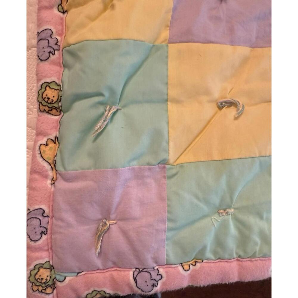 Baby Quilt Handmade Bright Animals 36x46 Multicolored